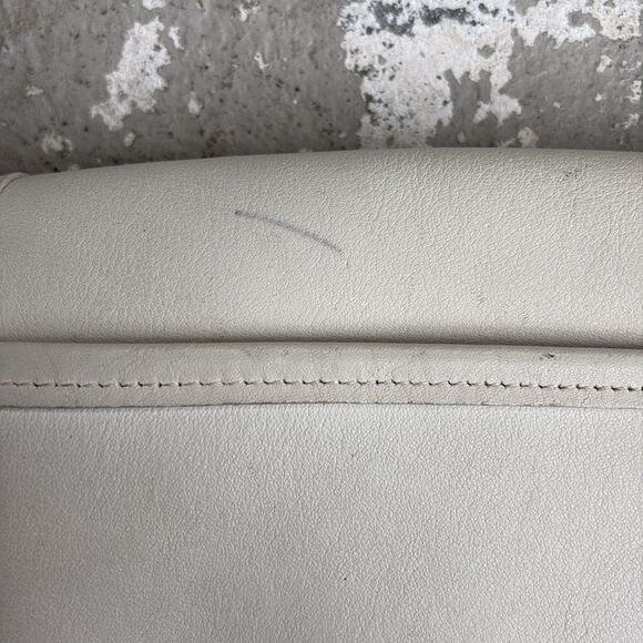 Vintage Coach Crossbody - Picture 6 of 15